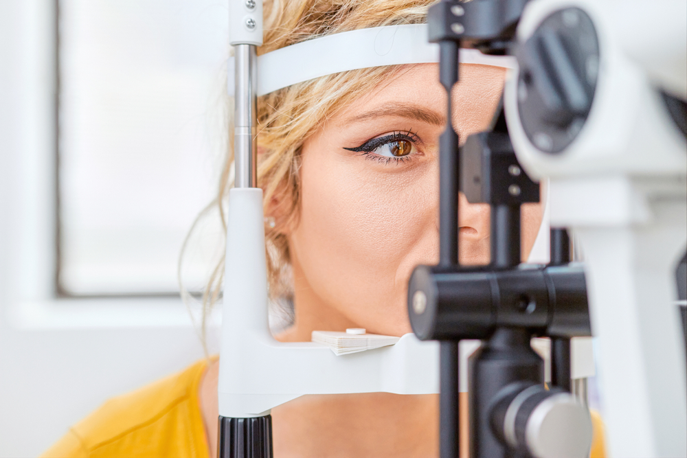 Checking,Eyesight,With,Slit,Lamp,,Examination,Of,The,Eyes,In